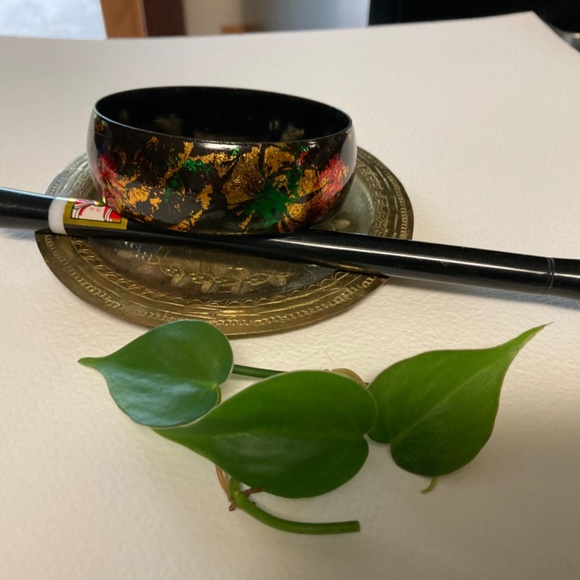 Vintage  Large 3" across Lightweight Colorful Statement Bracelet from Asia - Picture 4 of 8